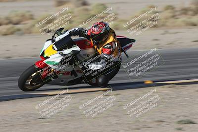 media/Sep-20-2025-Race Pace (Sat) [[d4e1b33f4d]]/Non Verified/Turn 4 Inside (8am)/